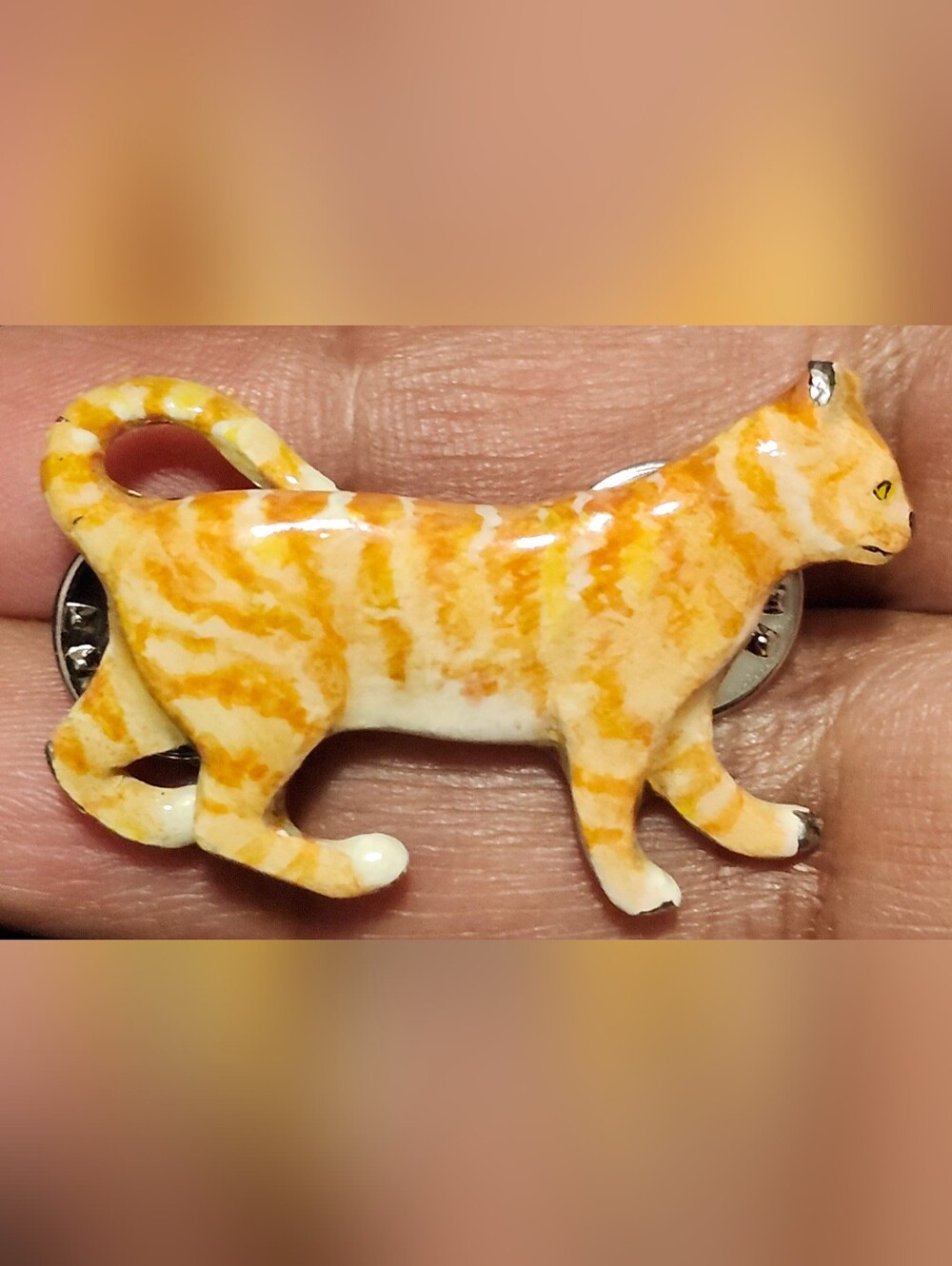 Vintage 1992 George G. Harris Walking Orange Tabby Cat Hand Painted Pewter Pin